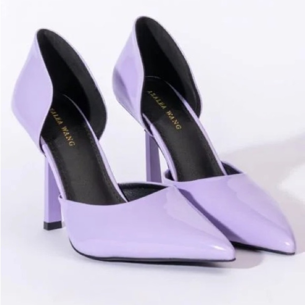 LAVENDER PUMPS